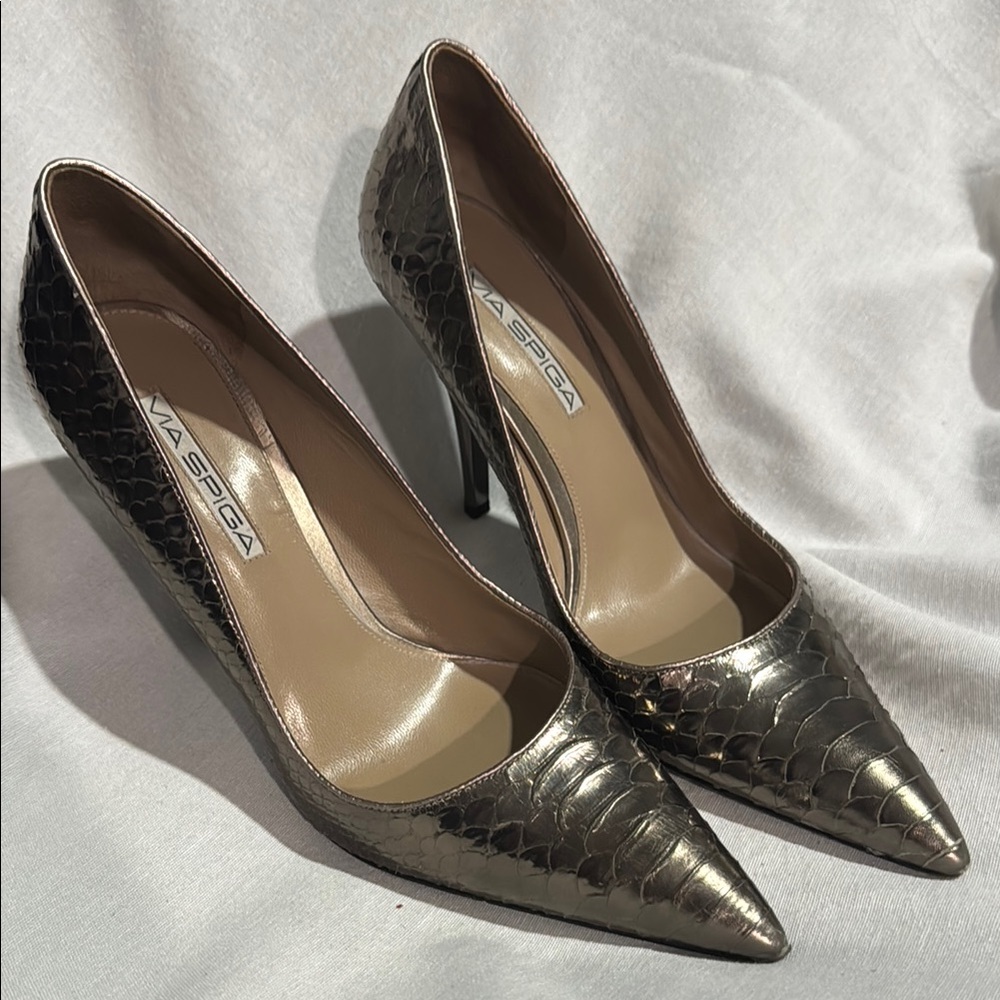 LAST CHANCE Via Spiga Metallic Heels Classic Stiletto Design